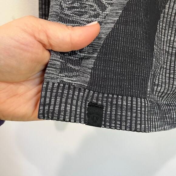 Lululemon Rest Less Pullover Gray Heathered Black Seamless Long Sleeve M/L - Picture 5 of 15